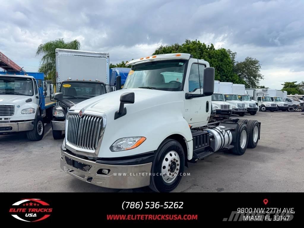 International LT Tracteur routier