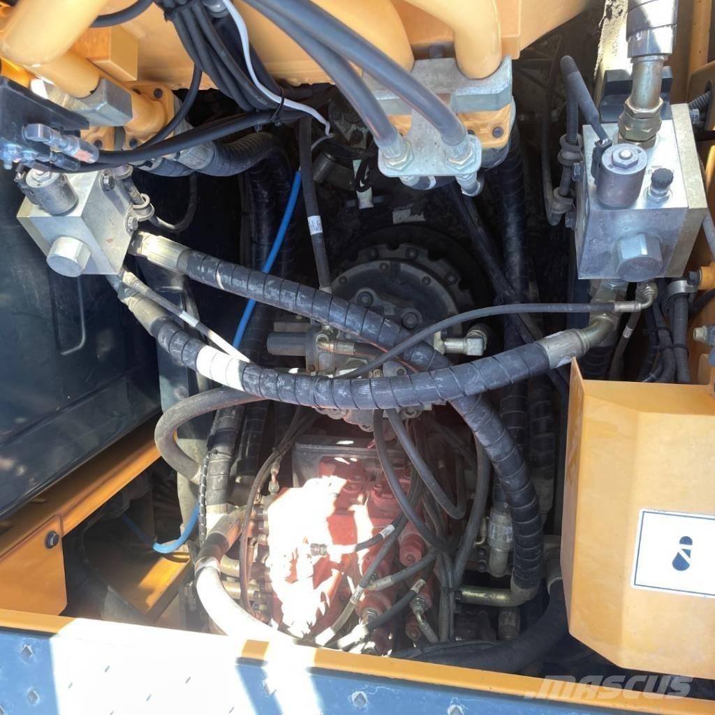 Hyundai HX220L Pelle sur chenilles