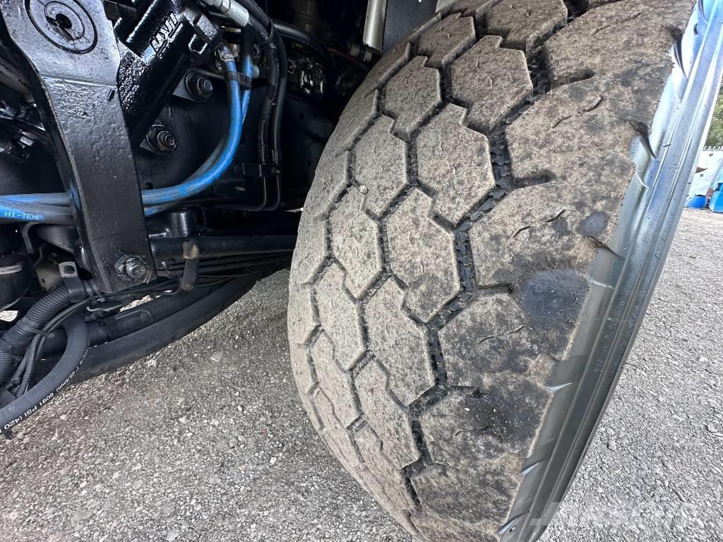 Freightliner M2 Camion aspirateur, Hydrocureur