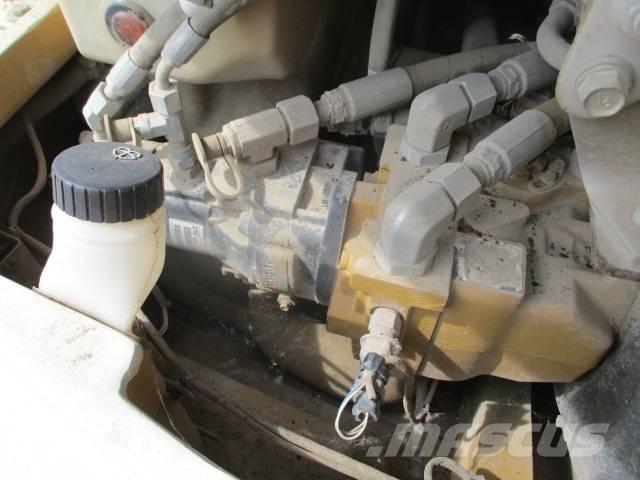 CAT 908 M Chargeuse sur pneus