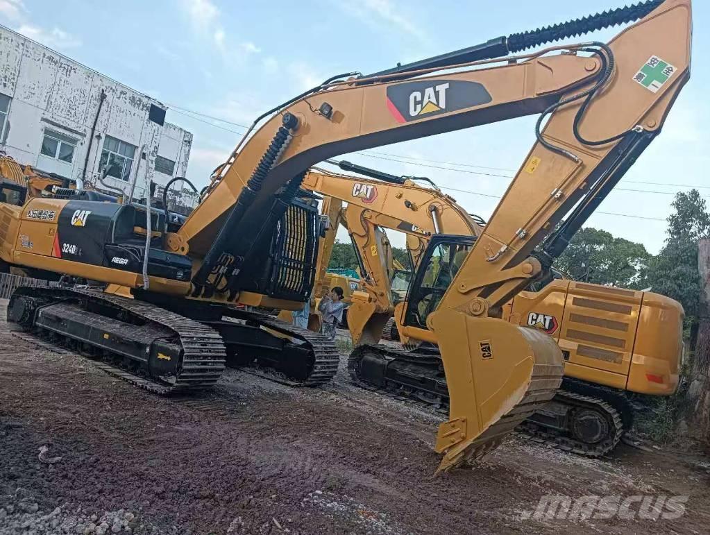 CAT 324 D L Pelle sur chenilles