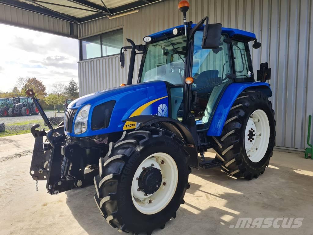 New Holland T 5070 Tracteur