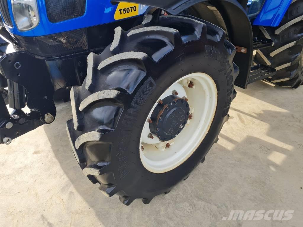 New Holland T 5070 Tracteur
