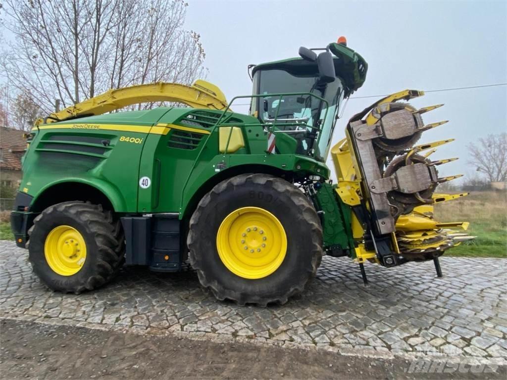 John Deere 8400i Ensileuse automotrice