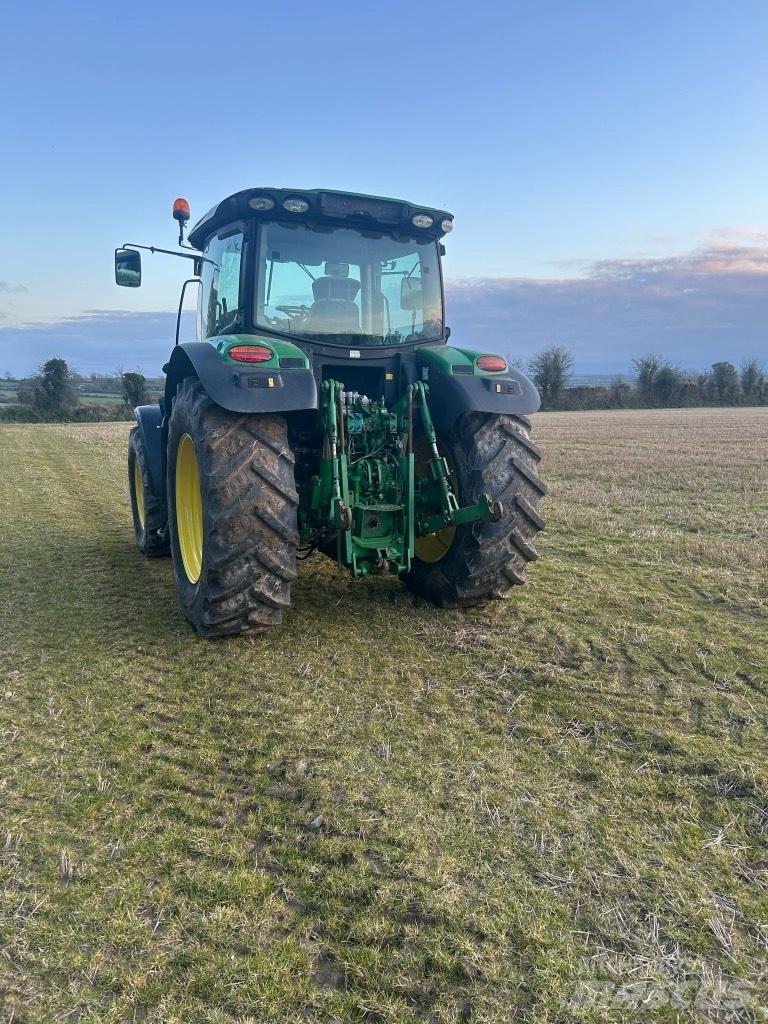 John Deere 6140 R Tracteur
