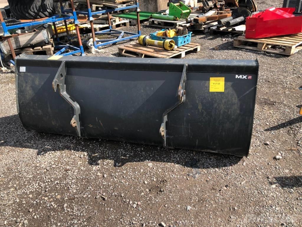 MX 200 Bucket Accessoires chargeur frontal