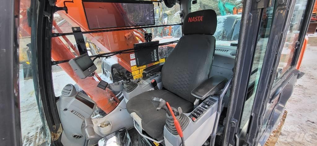 Hitachi ZX 210 LC-6 Pelle sur chenilles