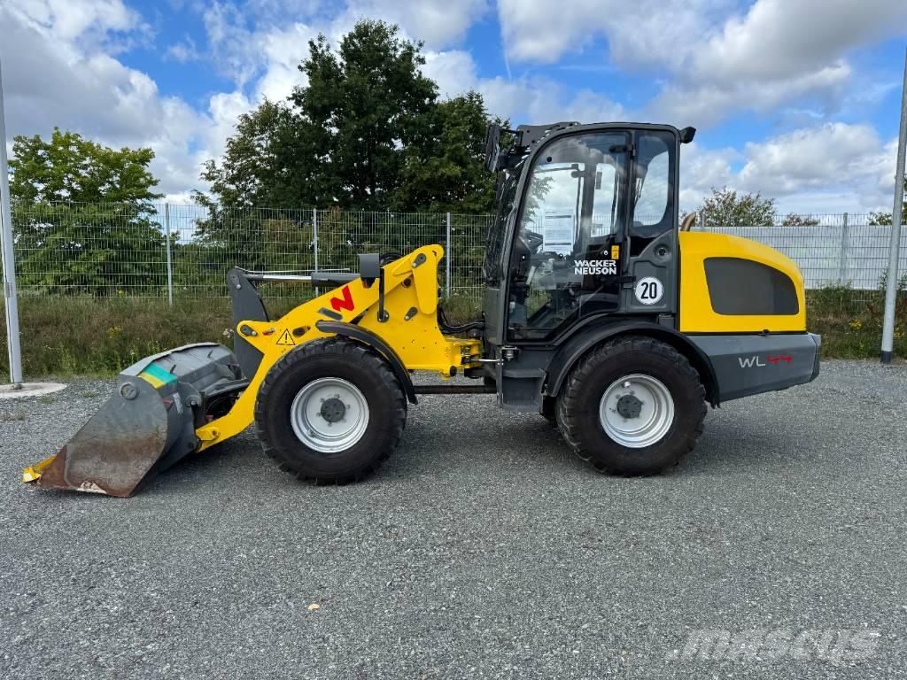 Wacker Neuson WL44 Chargeuse sur pneus
