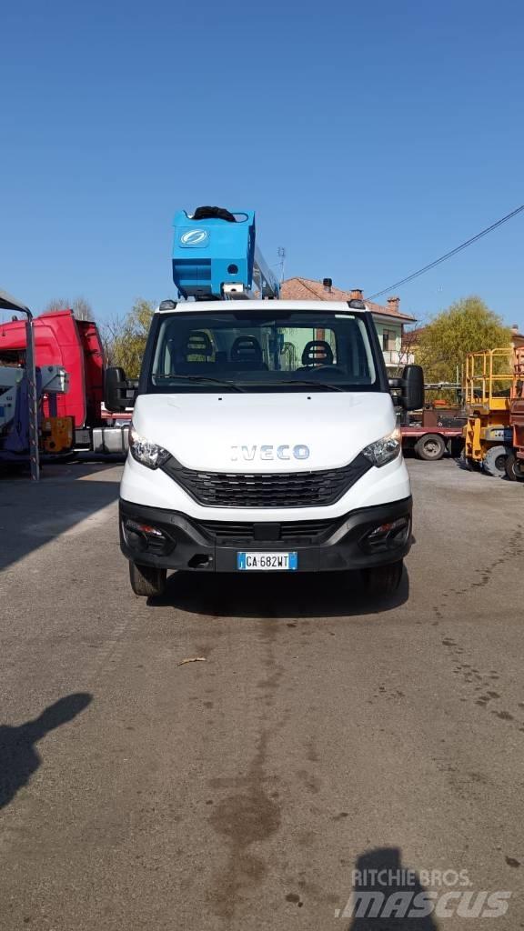 Socage 20d Camion nacelle