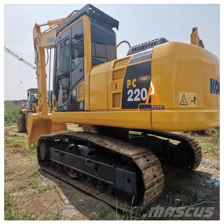 Komatsu PC 220-8 Pelle sur chenilles