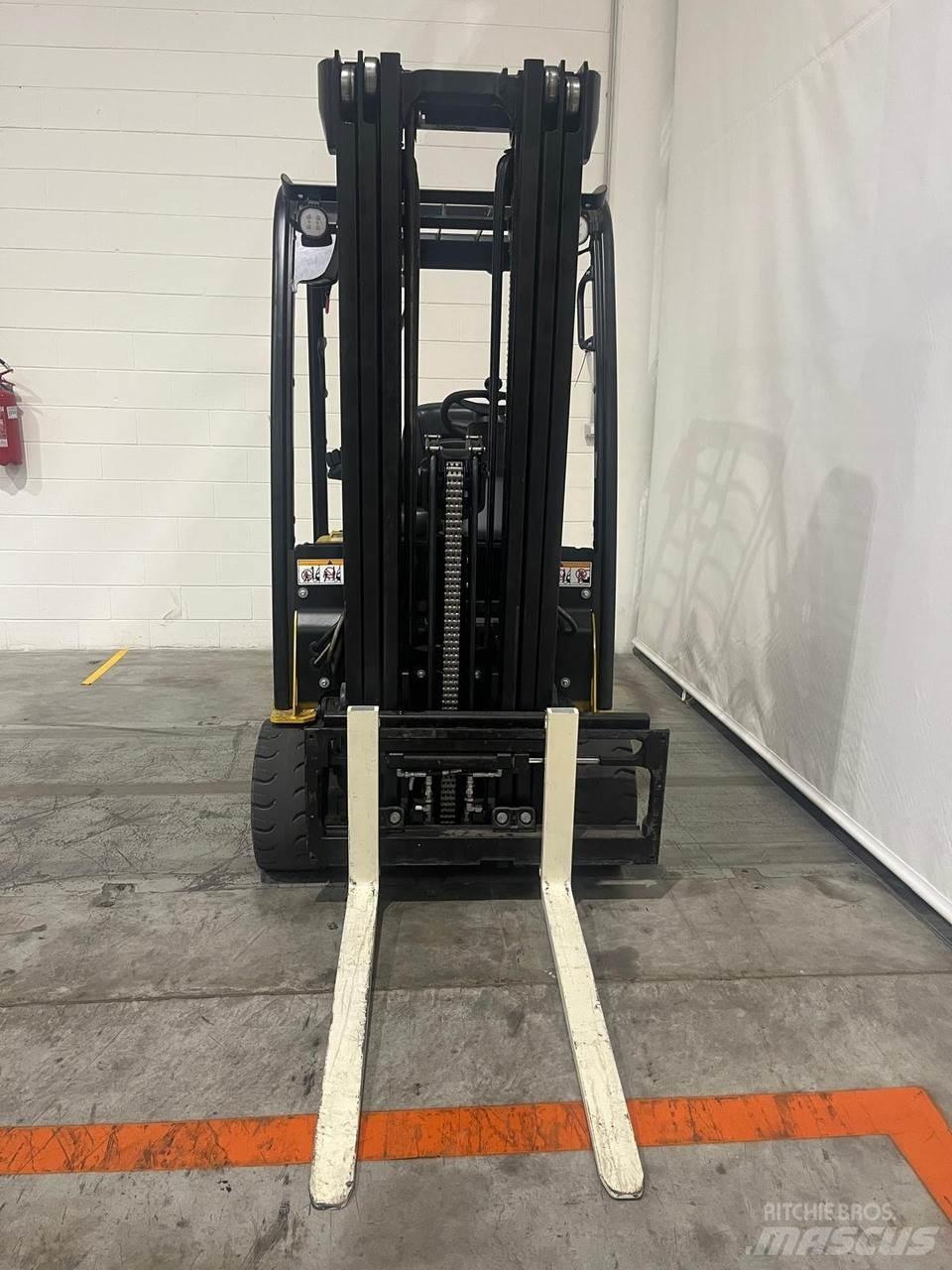Yale ERP18VT Chariots élévateurs électriques