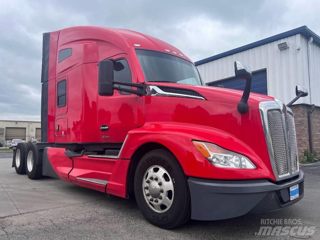 Kenworth T 680 Tracteur routier