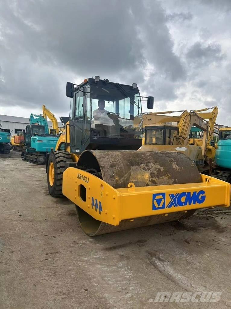 XCMG XS 143 Rouleaux monocylindre