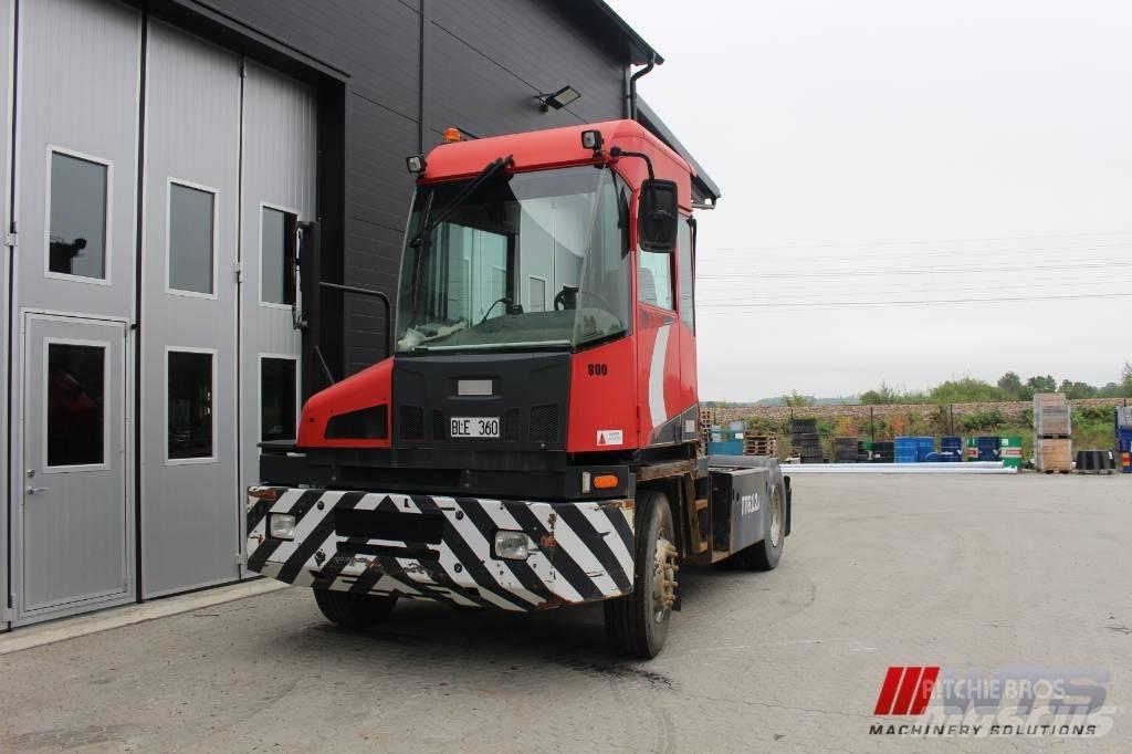 Kalmar TT 612 D Tracteur de manœuvre