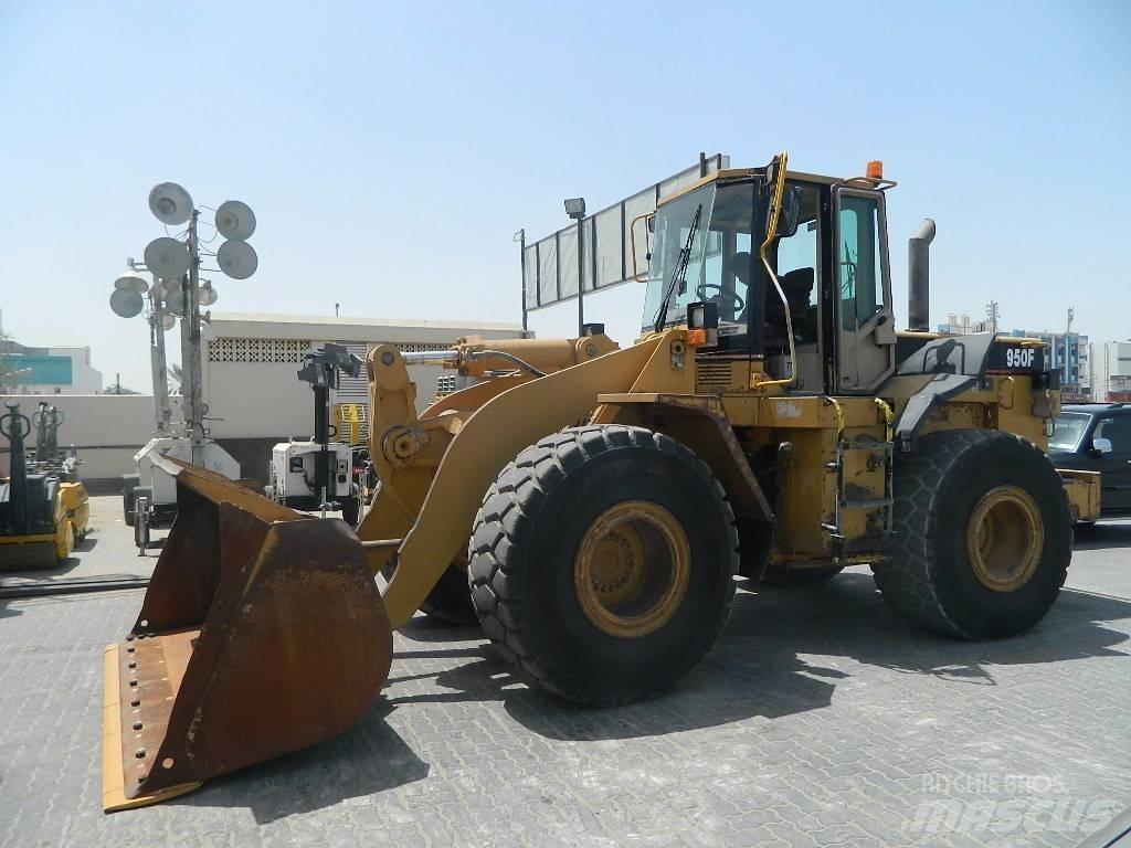 CAT 950 F II Chargeuse sur pneus
