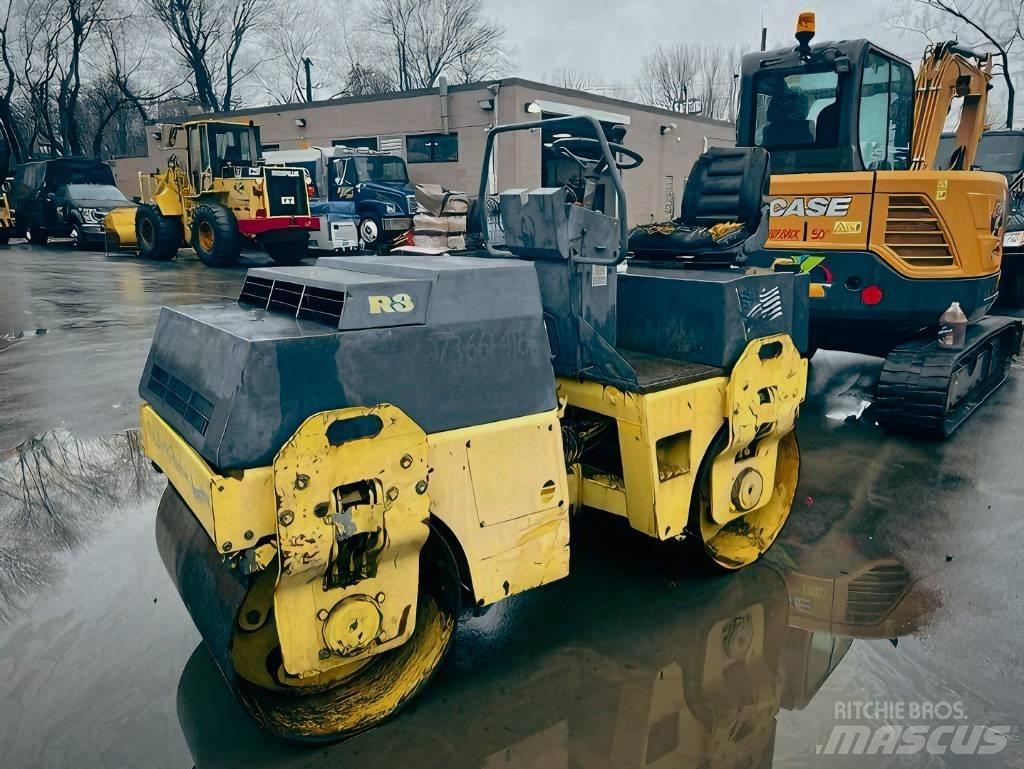 Bomag BW 100 AD-3 Rouleaux tandem