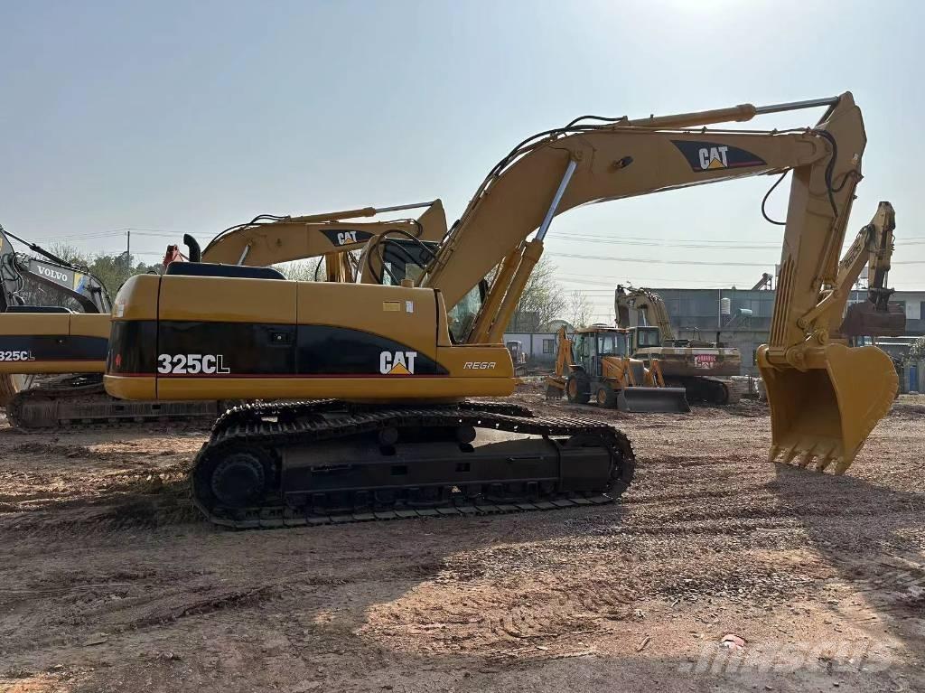CAT 325 CL Pelle sur chenilles