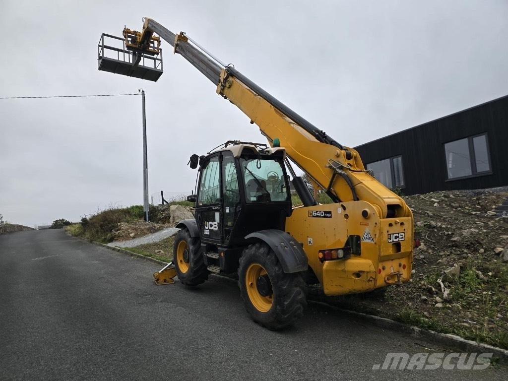 JCB 540-140 Chariot télescopique