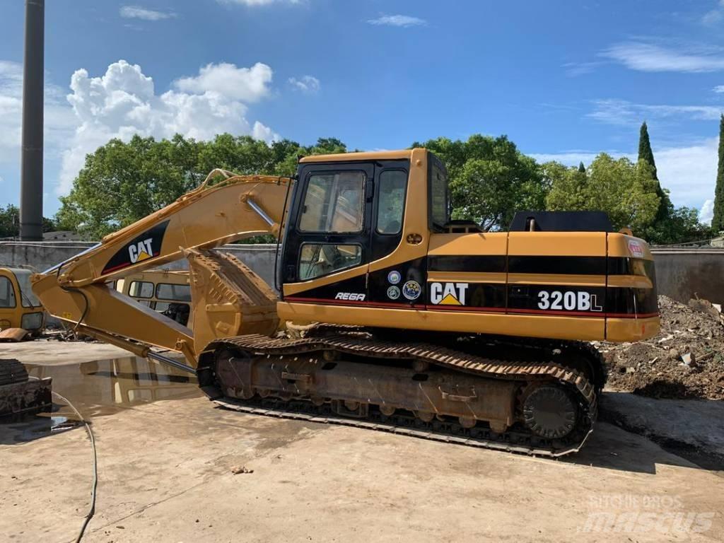 CAT 320BL Pelle sur chenilles