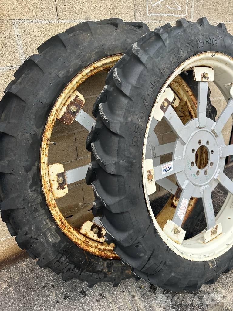 Michelin 230/95R48 Pneus, roues et jantes
