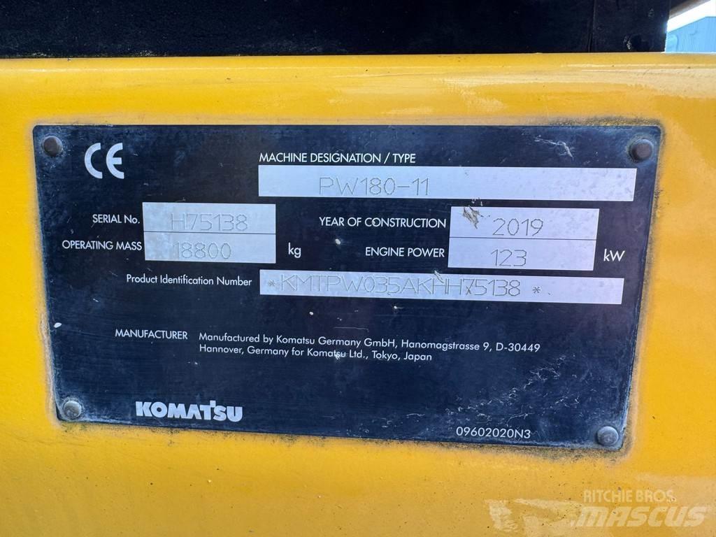Komatsu PW180-11 Pelle sur pneus