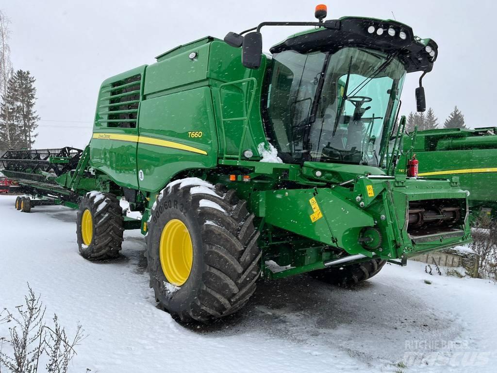 John Deere T 660 Moissonneuse batteuse