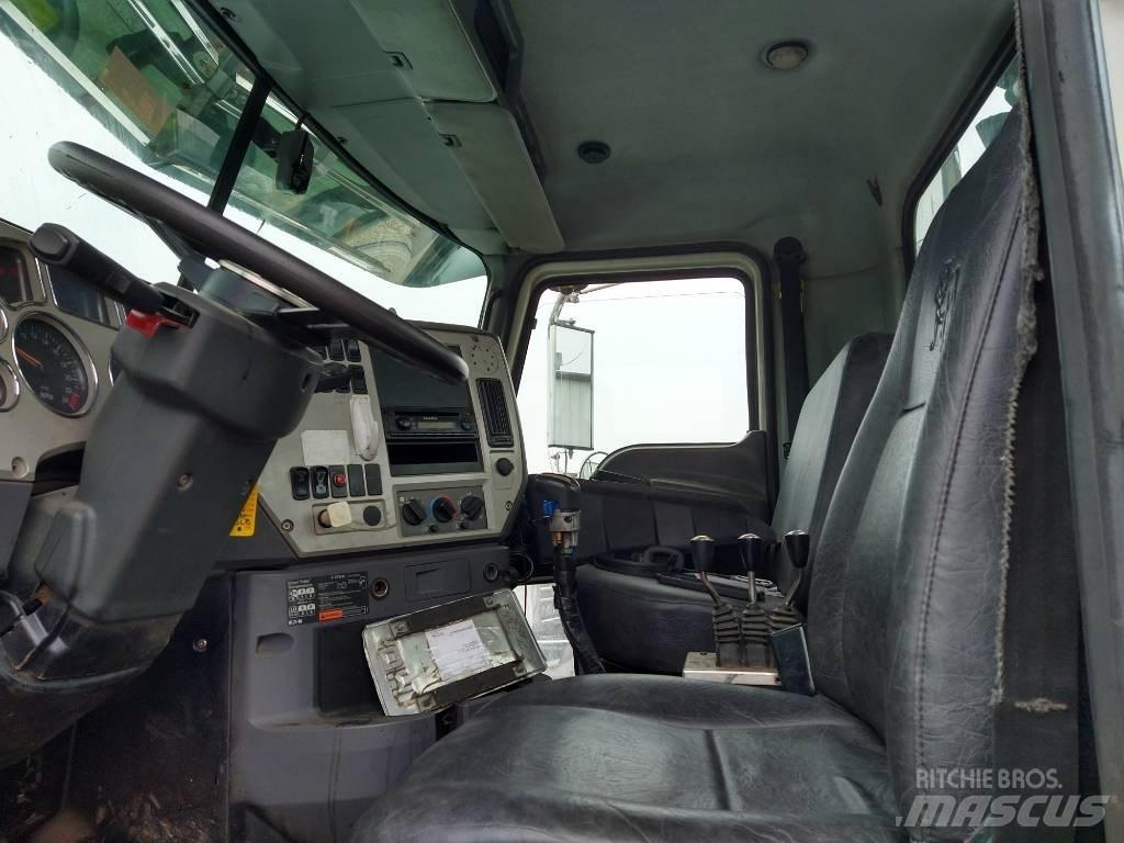 Mack GU713 Camion poubelle