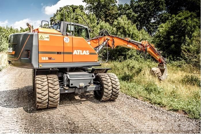 Atlas 175W Pelle sur pneus