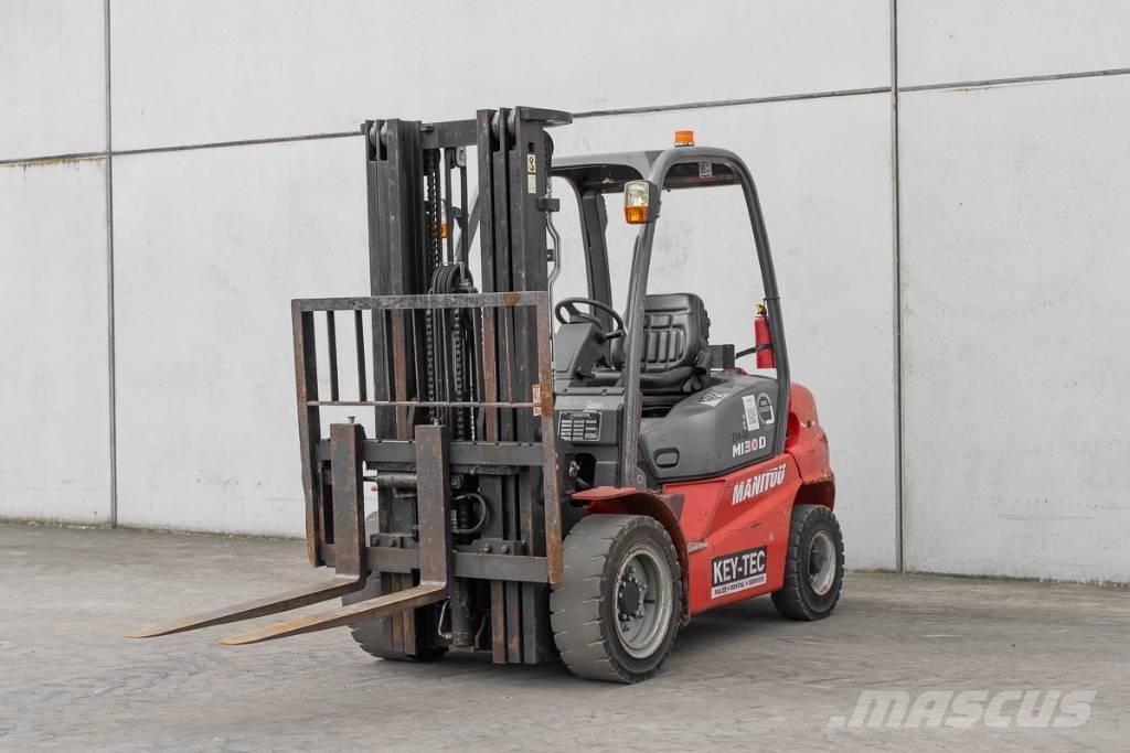 Manitou MI 30 D Chariots diesel