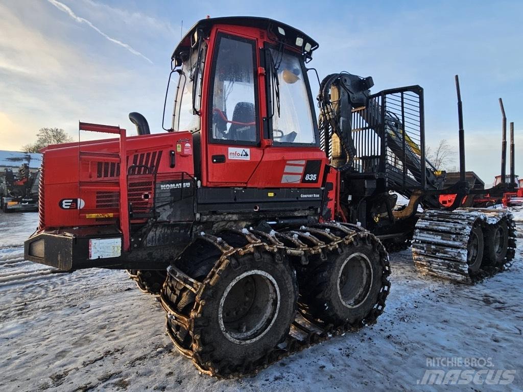 Komatsu 835 Porteur
