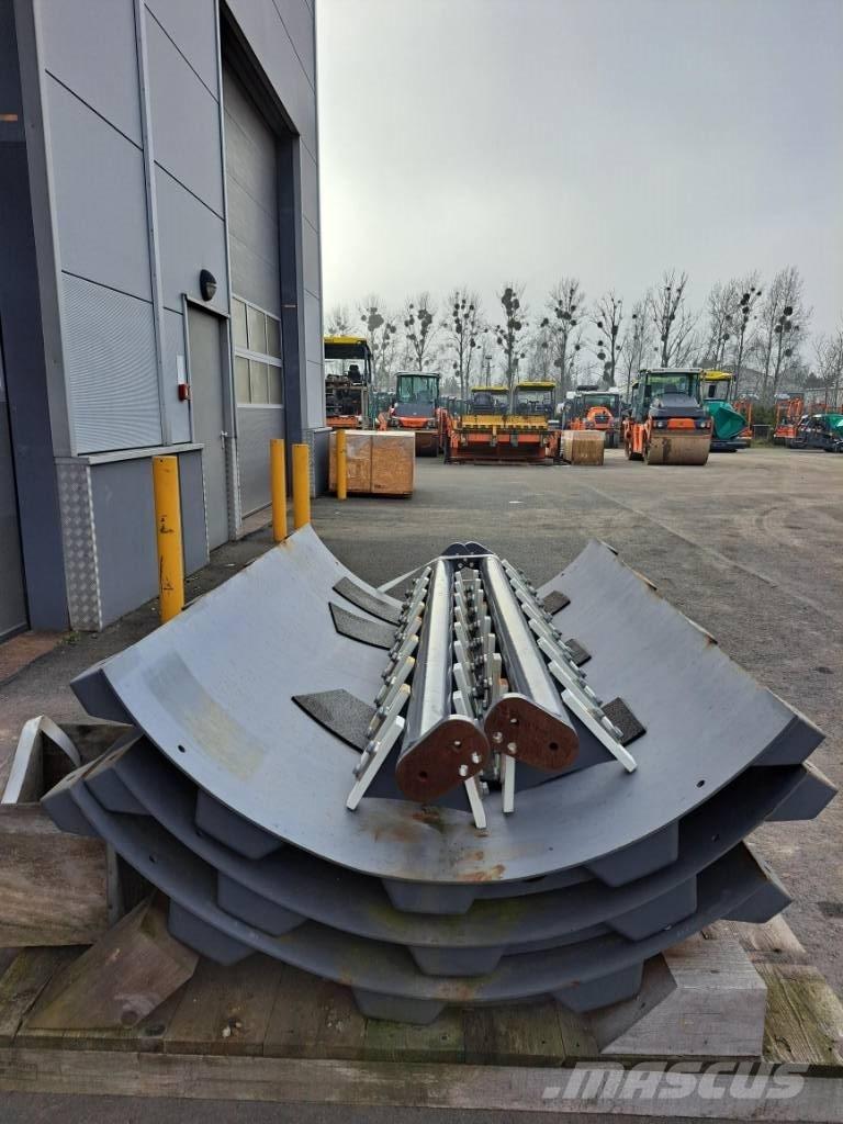 Hamm HC 130i Chenilles