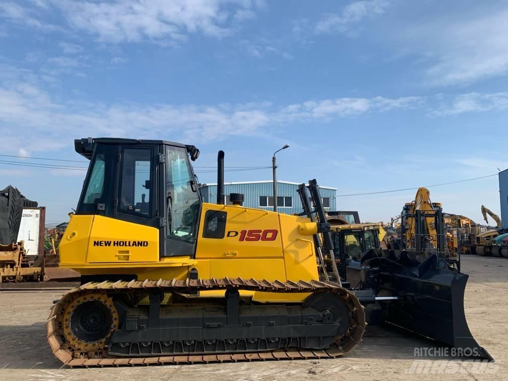 New Holland D 150 Bouteurs sur chenilles