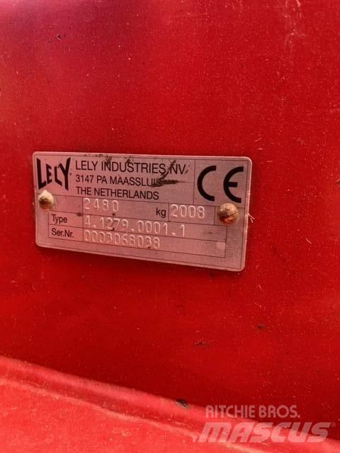 Lely 320 FC-900 MC Faucheuse-conditionneuse