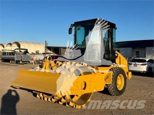 CAT CS44 Rouleaux monocylindre