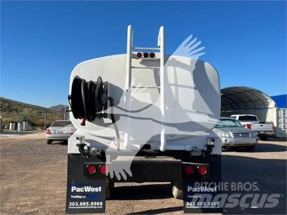 Ford F750 Motrici cisterna
