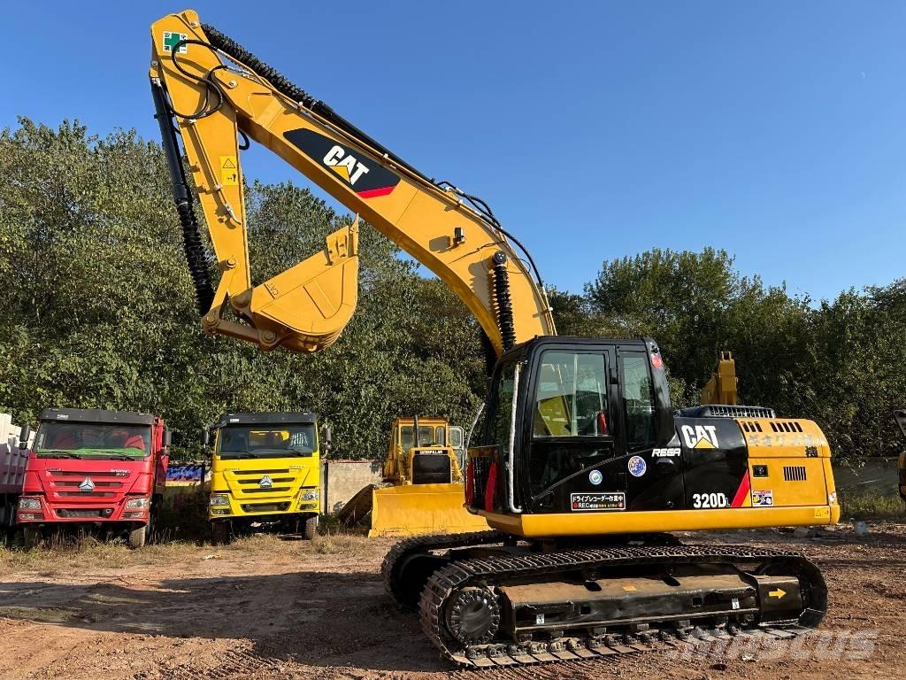 CAT 320 D Pelle sur chenilles