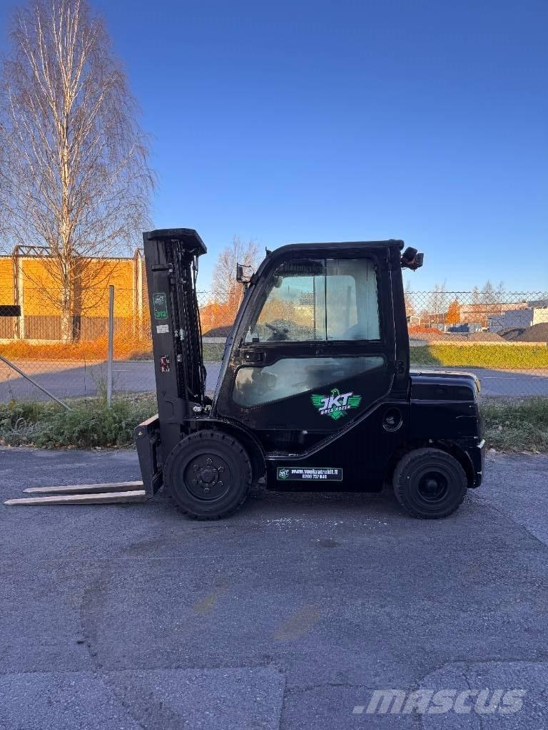 Toyota 52-8 FD 30 Chariots diesel