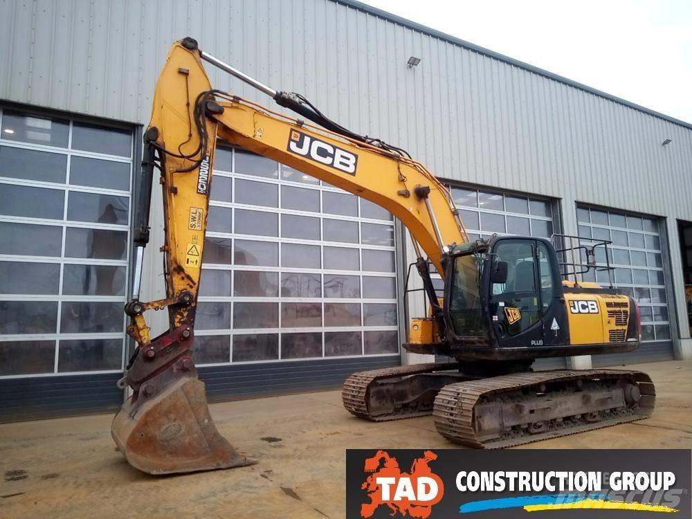 JCB JS 220 LC Pelle sur chenilles