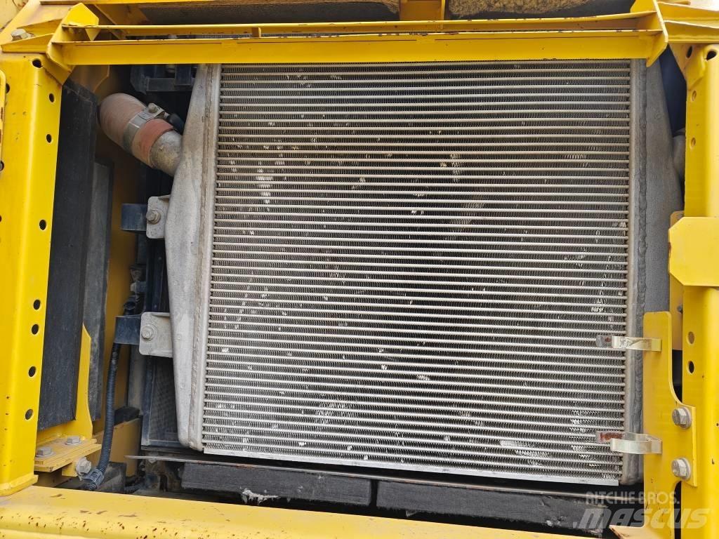 Komatsu PC 450-8 Pelle sur chenilles