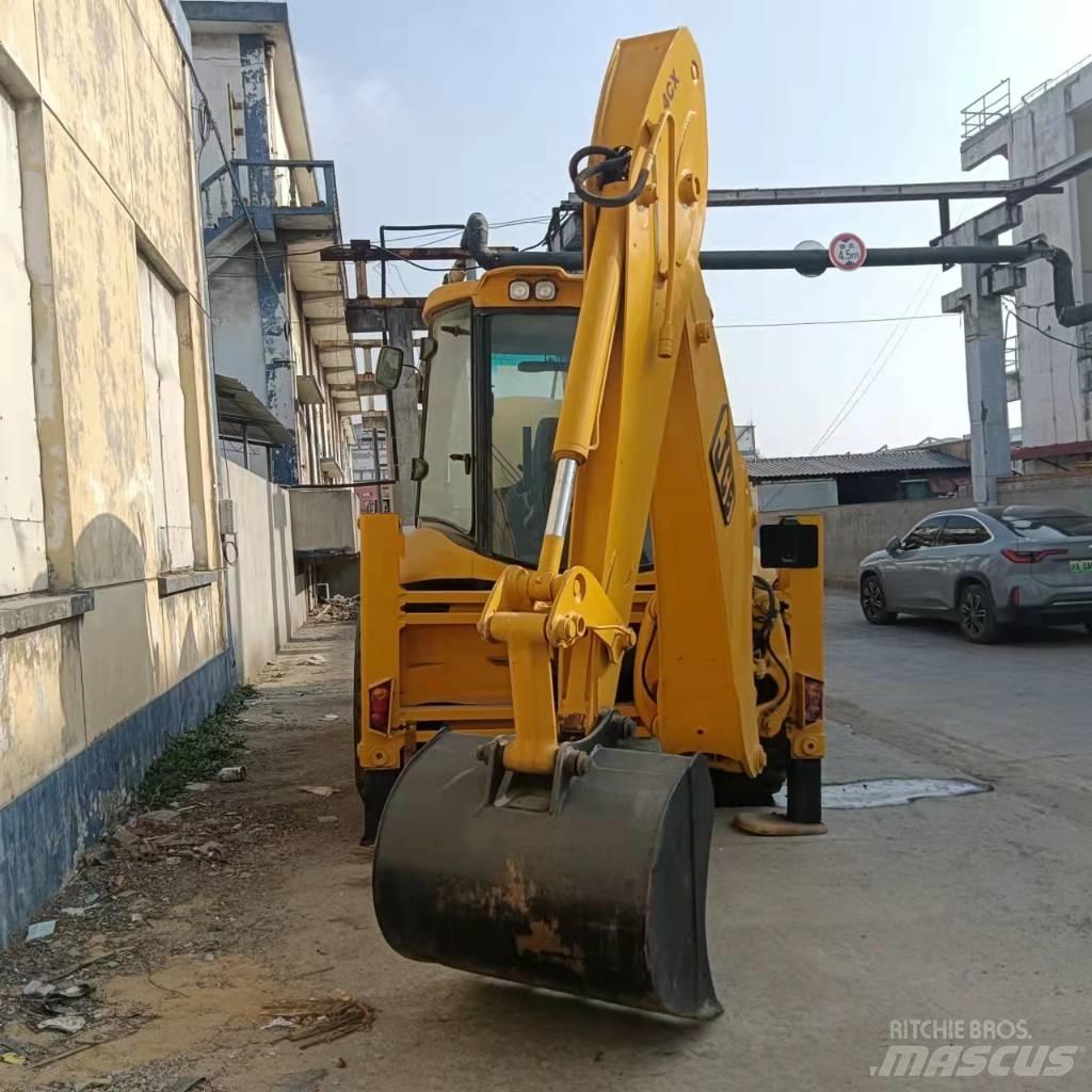 JCB 4CX Tractopelle