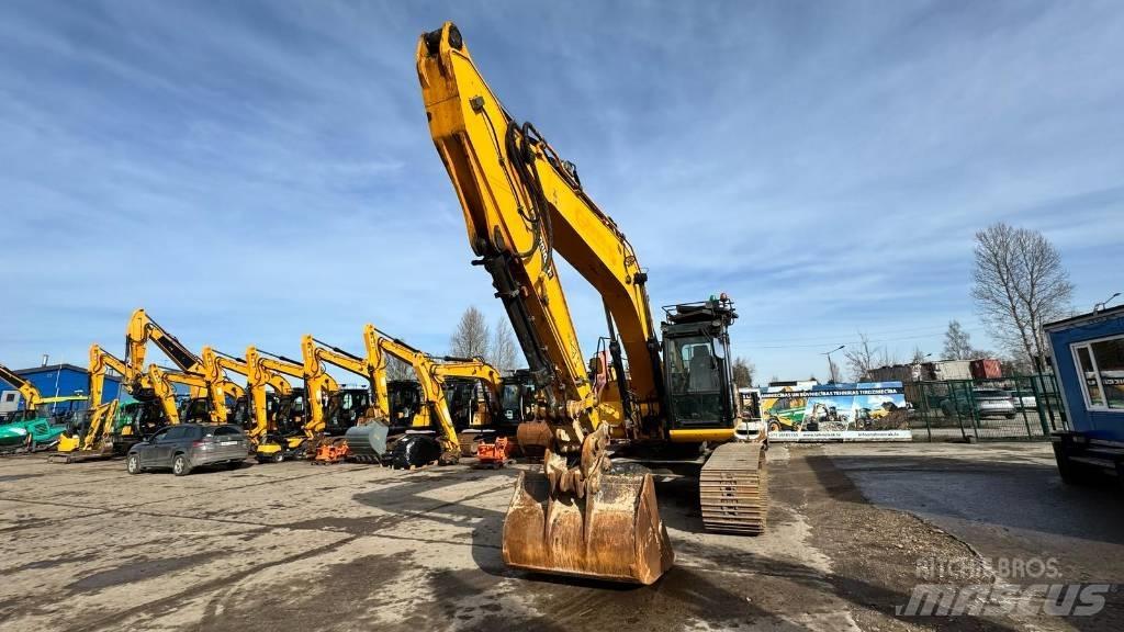 JCB JS 220 LC Pelle sur chenilles