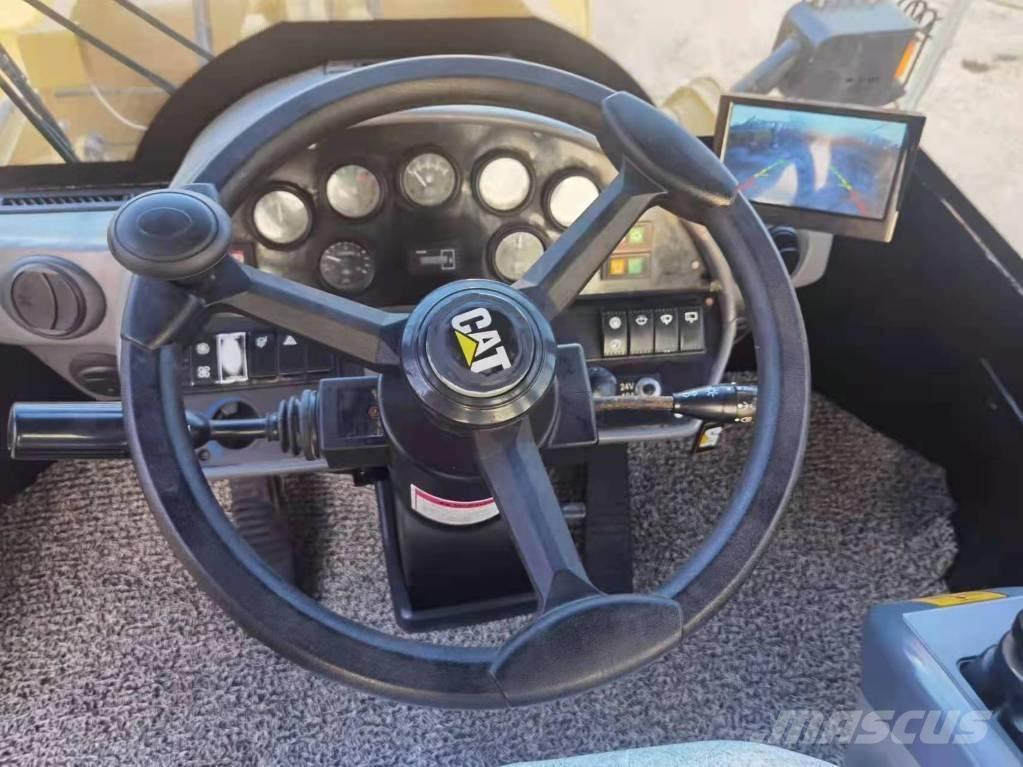 CAT 966 H Chargeuse sur pneus
