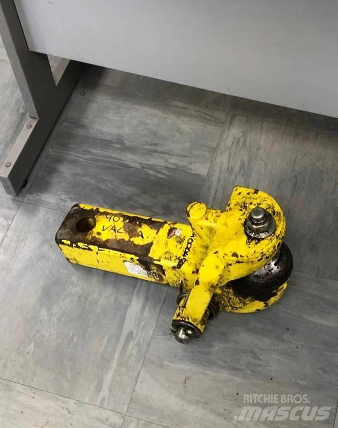 Lynx K80 BALL HITCH Autres équipements pour tracteur