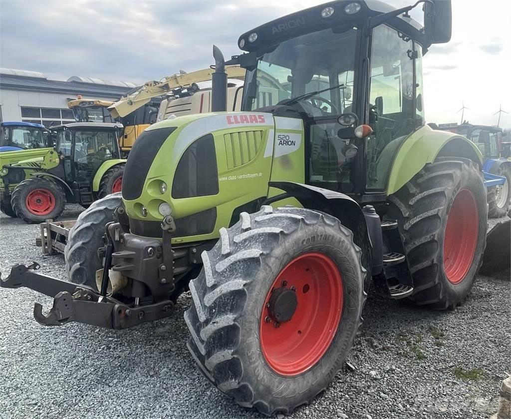 CLAAS Arion 520 Tracteur