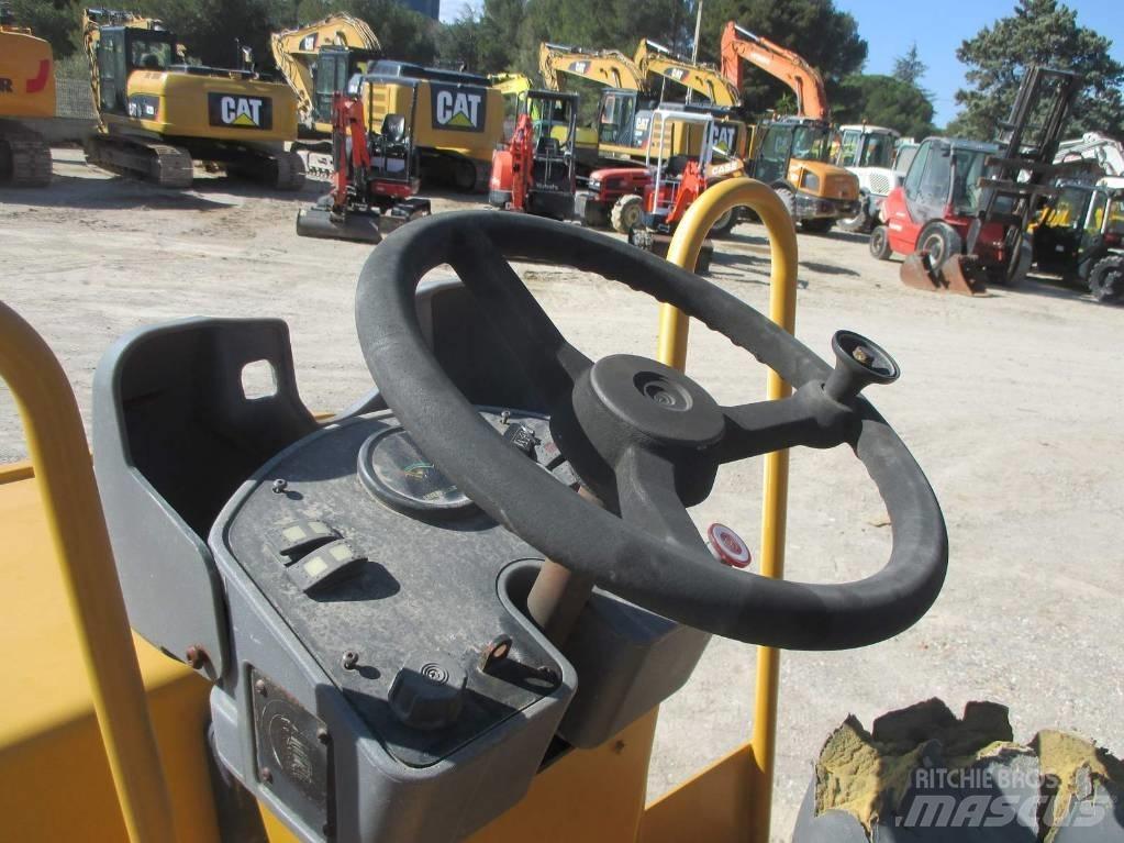 CAT CB 214 E Rouleaux tandem