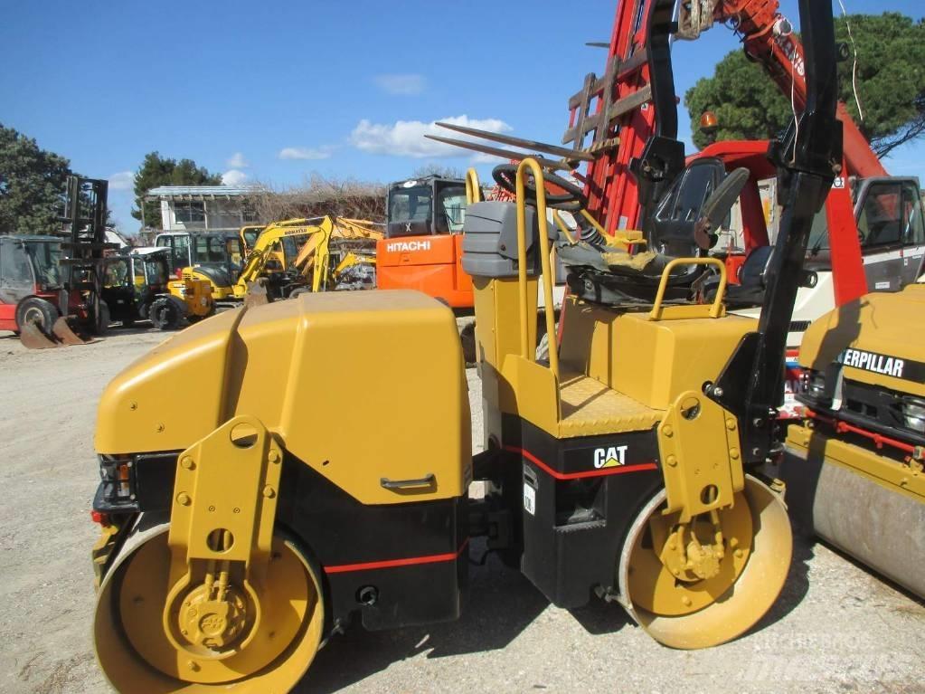 CAT CB 214 E Rouleaux tandem