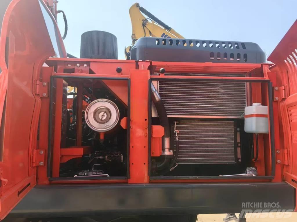 Doosan DX225LC-9C Pelle sur chenilles