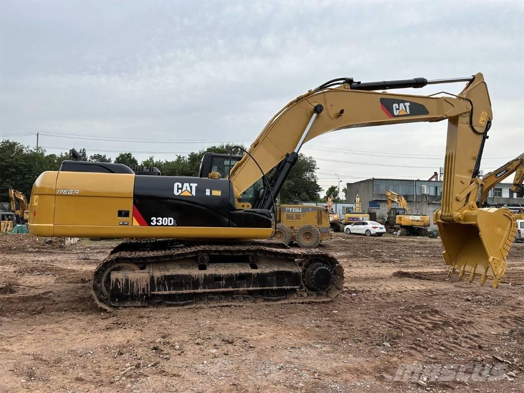 CAT 330 D L Pelle sur chenilles
