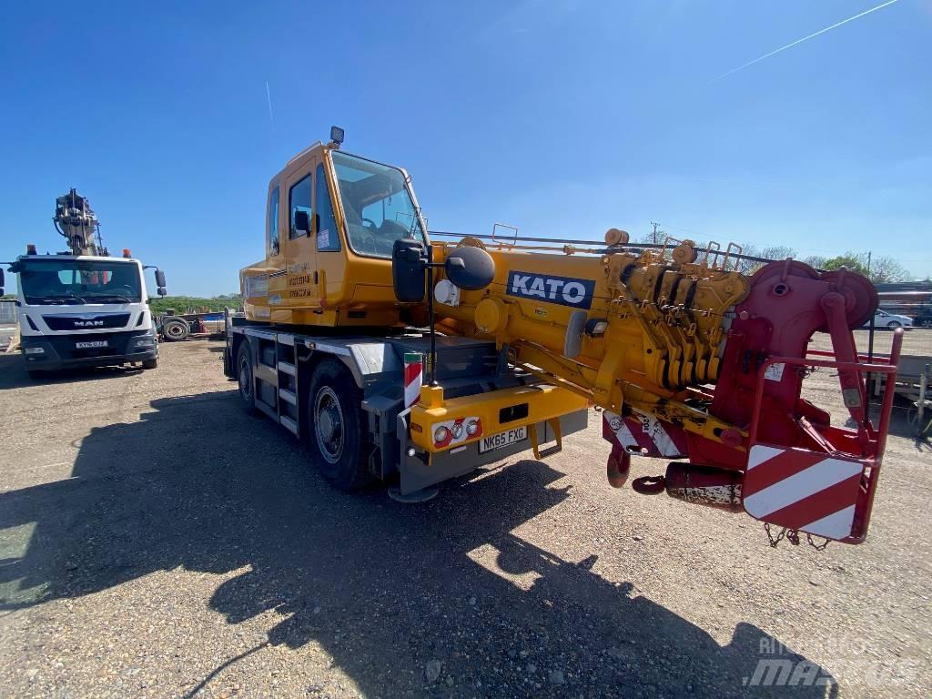 Kato CR 200 Ri Grues tout terrain