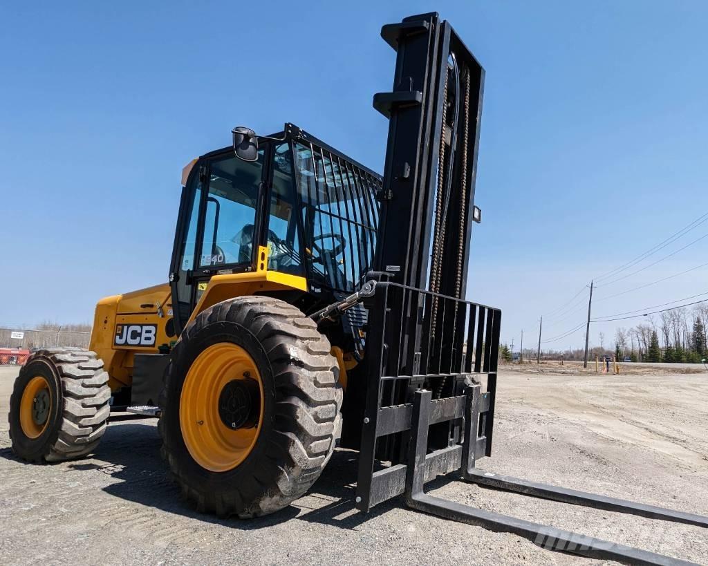 JCB 940 RTFL Chariot tout terrain